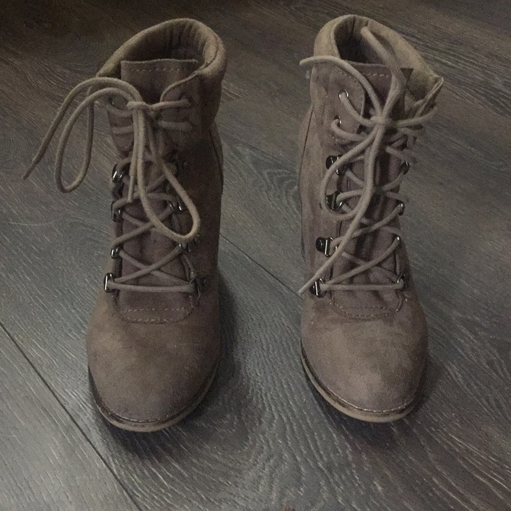 Lace up velvet booties